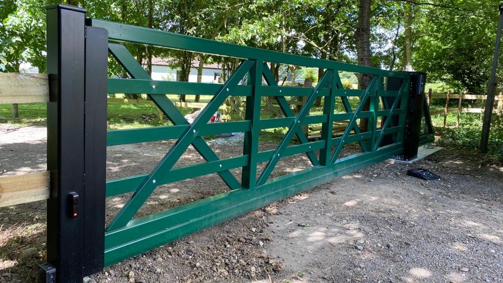 VGATES RANGER - M70 B5 Barn Farm project