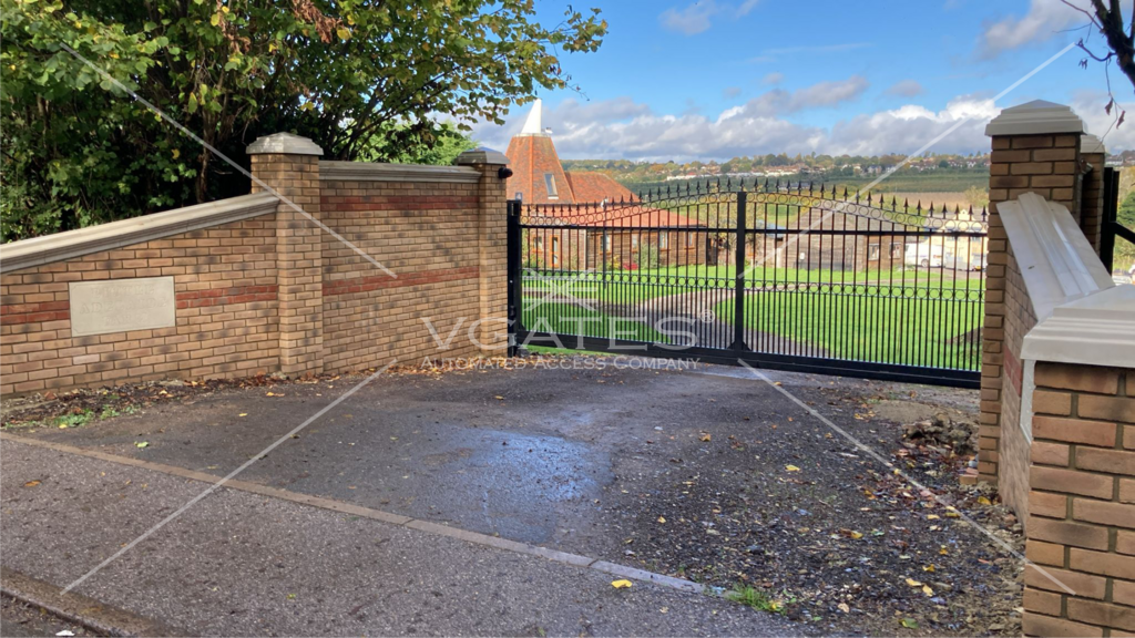 Electric Gates - Hornchurch - Vgates